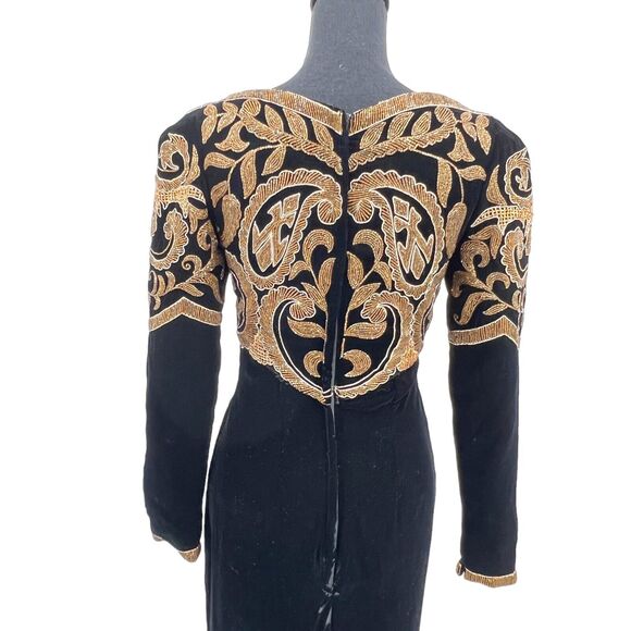 Vintage Victor Costa Black Velvet Heavily Beaded Evening Gown Bustle Back Sz 4 - Picture 3 of 16
